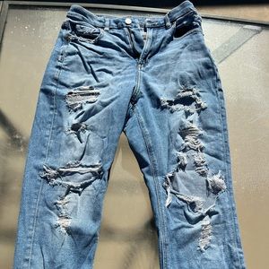 American Eagle Curvy Mom Jeans